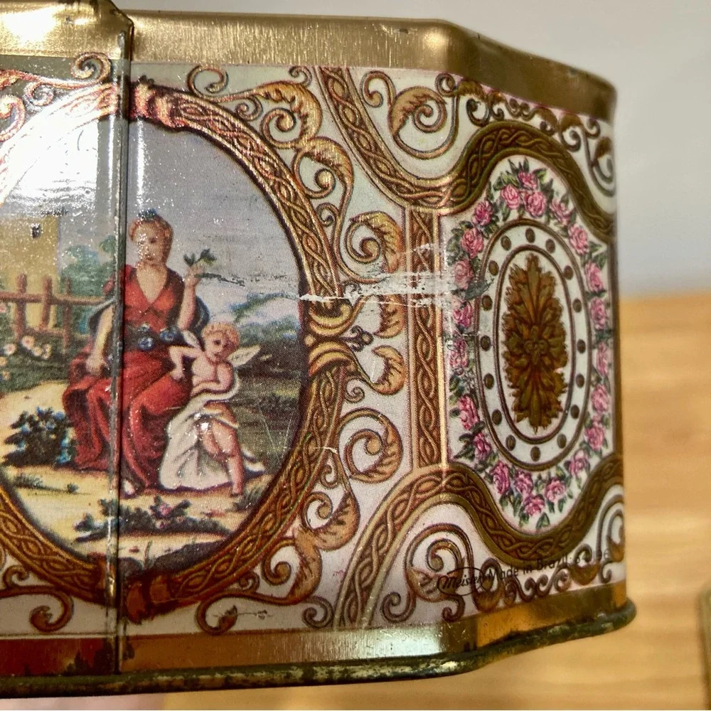 Vintage Metal Tin Meister Brazil Trinket Box